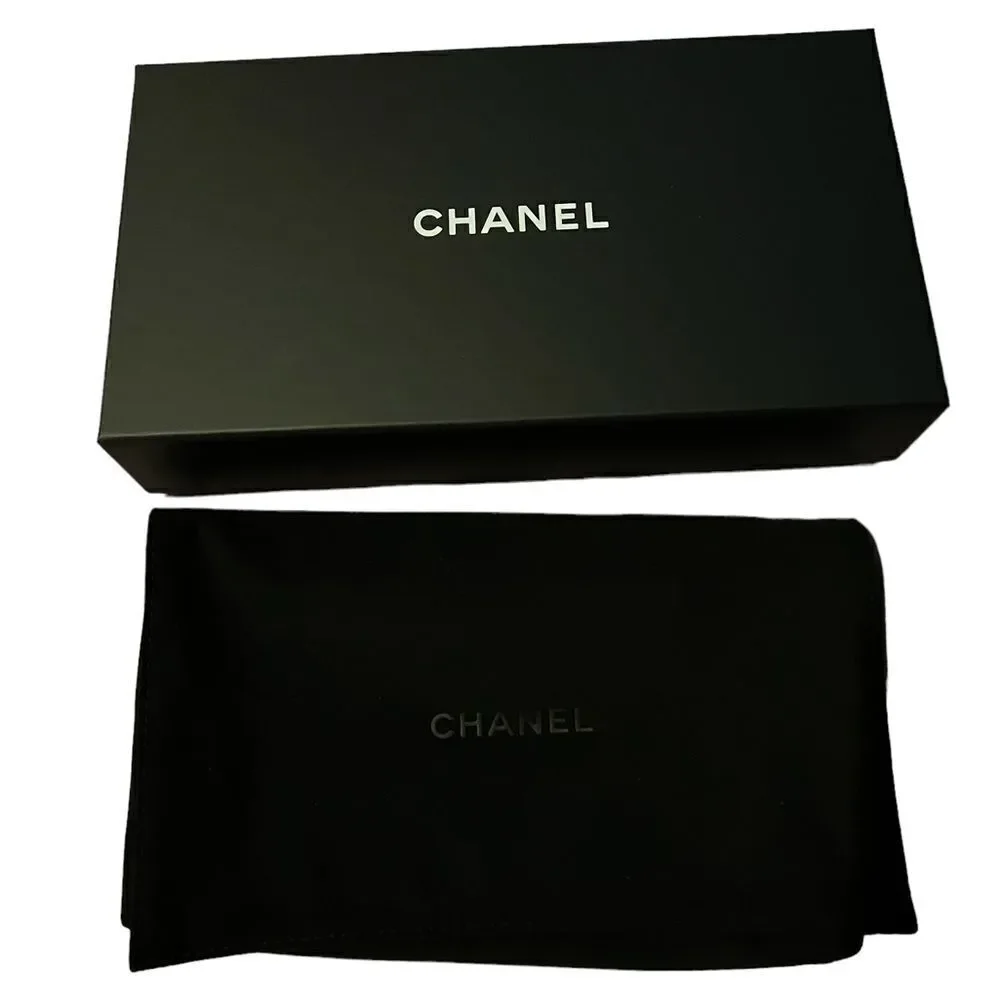 Chanel gusset flap wallet